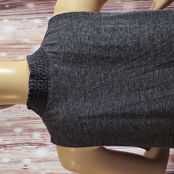 Loft Women's Sleeveless Turtleneck Blouse Size SP - Picture 8 of 10